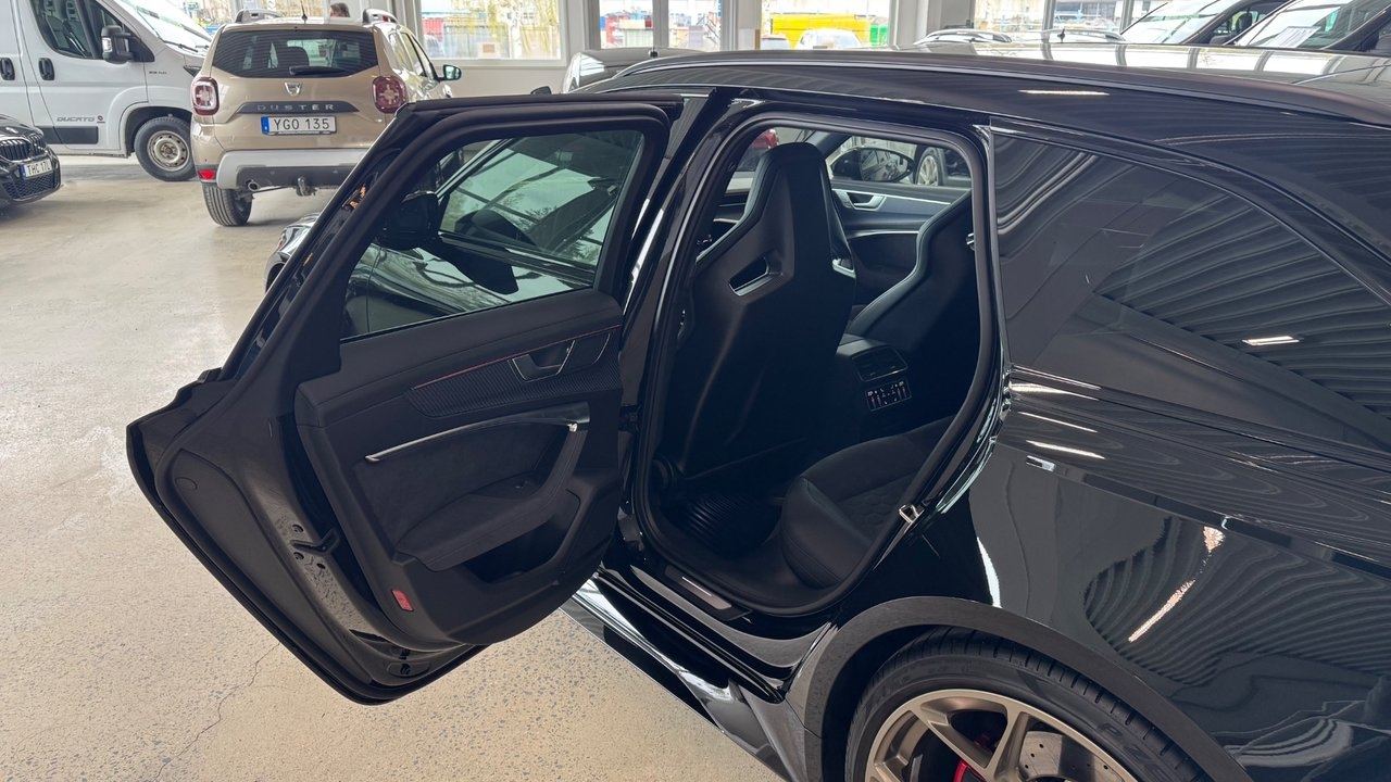 Audi RS6 2025, photo 7/10