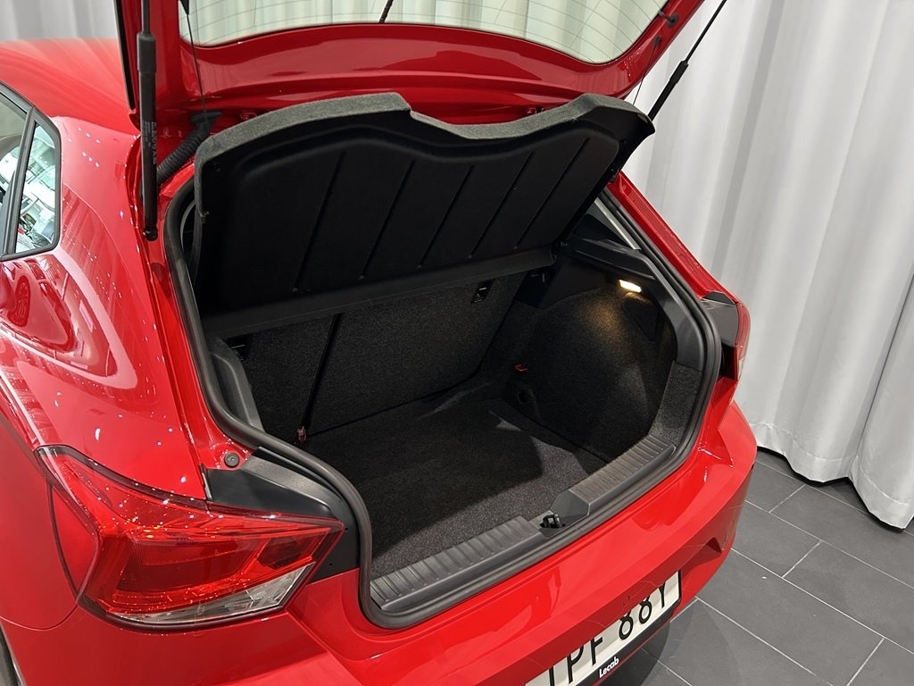 Seat Ibiza TSI 110hk DSG 2023, photo 4/10