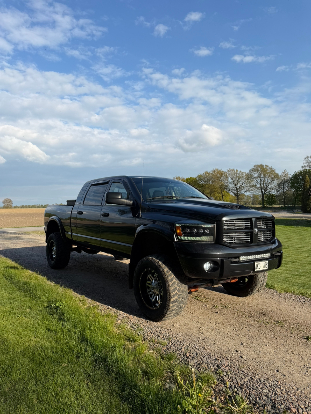 Dodge RAM 2500 2007, kuva 4/5