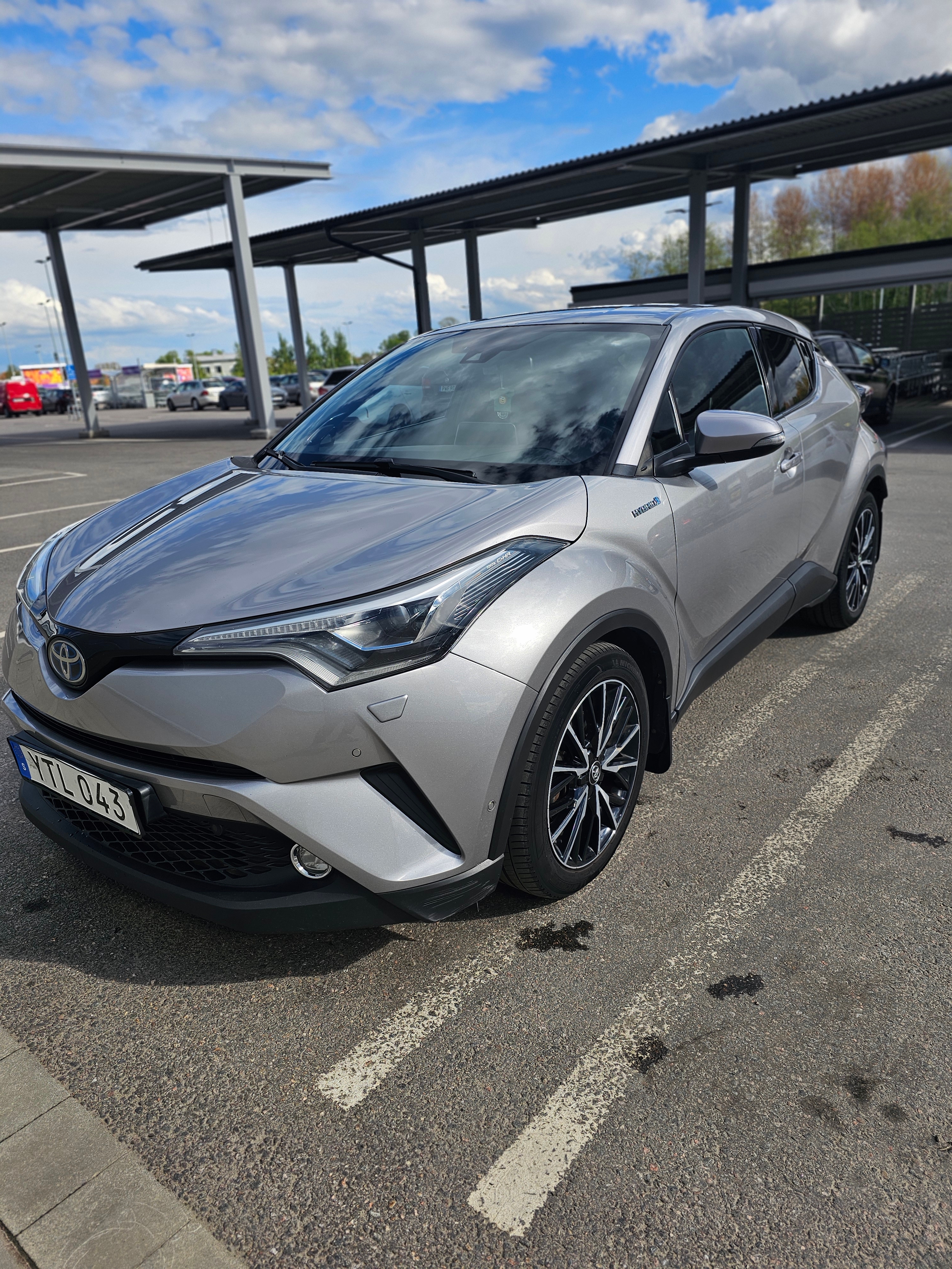 Toyota C-HR Hybrid CVT 2018, bild 7/9