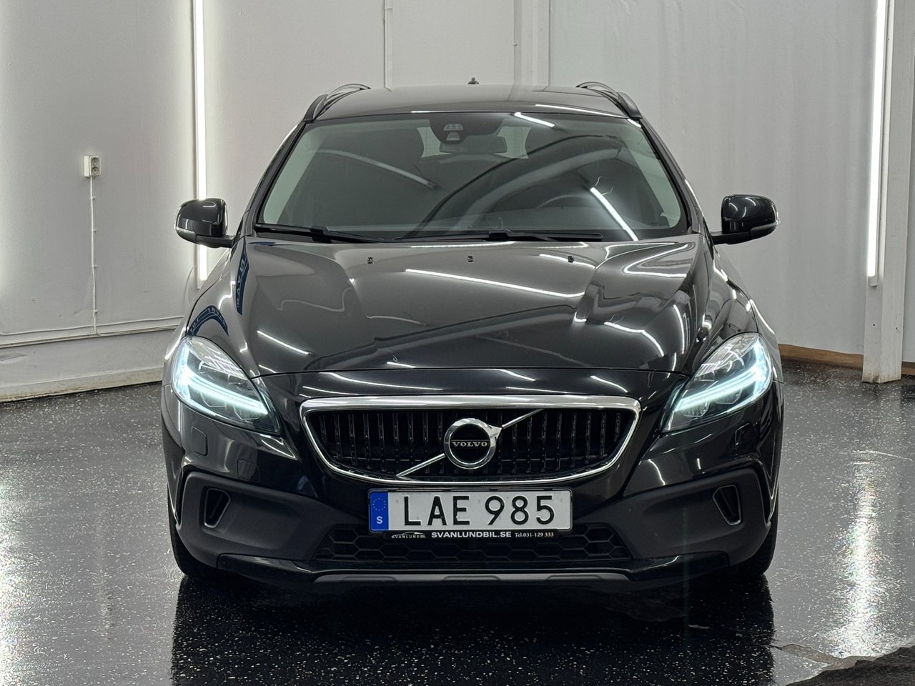 Volvo V40 Cross Country 2019, bild 2/10