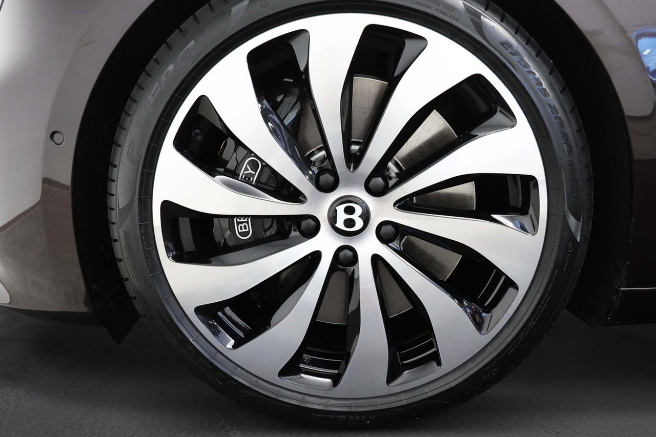 Bentley Continental GT Azure 2026, bild 7/10
