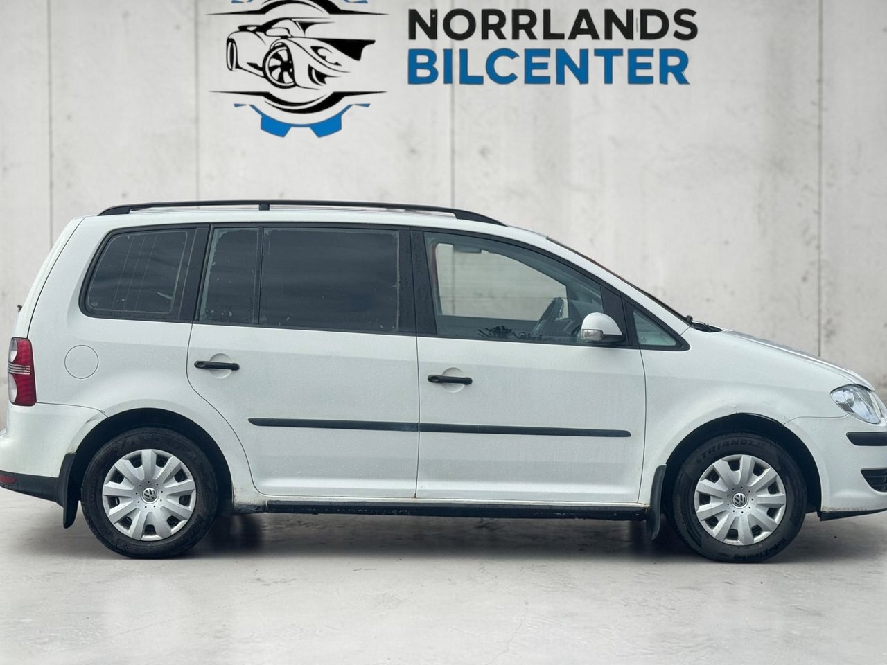 Volkswagen Touran 2009, bild 6/10
