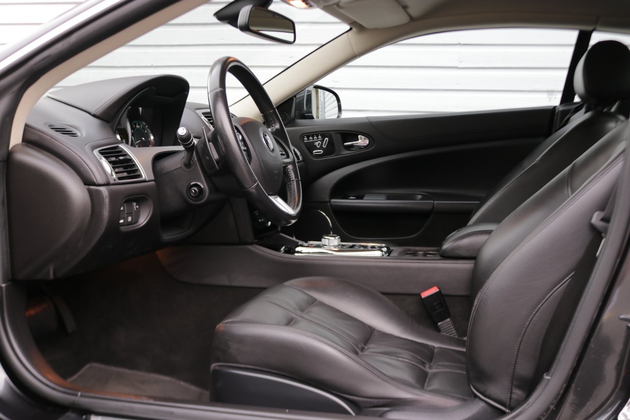 Jaguar XK 5.0 V8 Automat 385hk 2014, photo 6/10