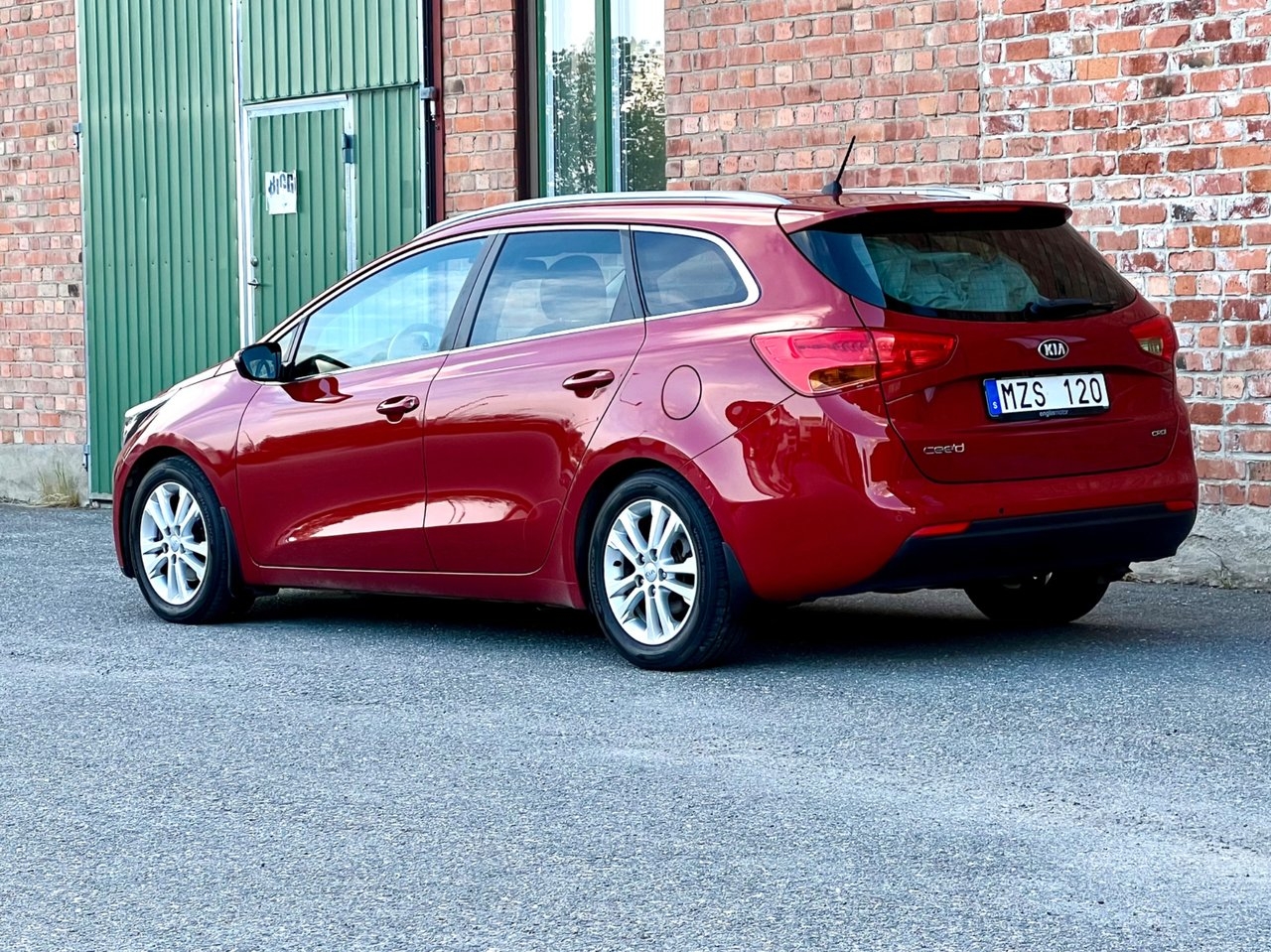 Kia Ceed 2013, bild 5/19