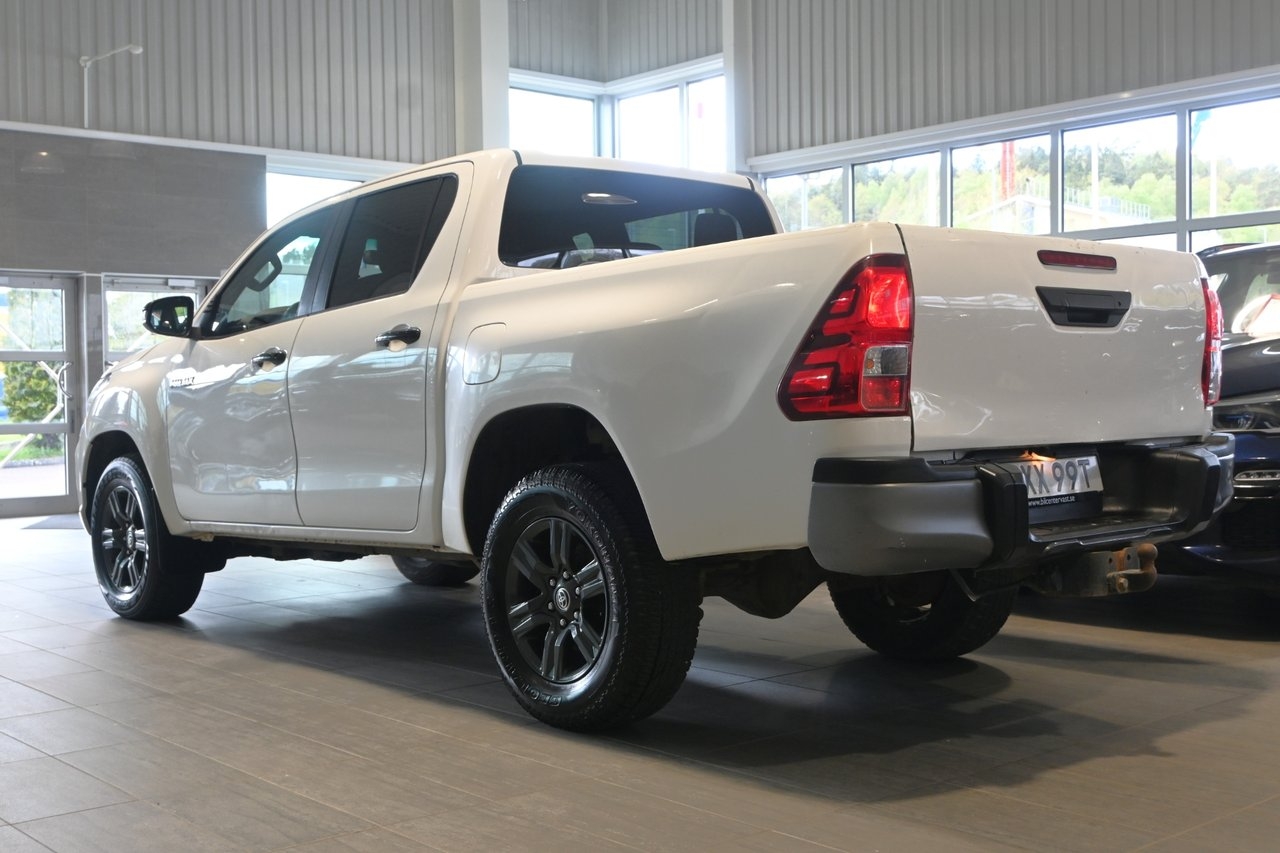 Toyota HiLux 2020, kuva 3/10