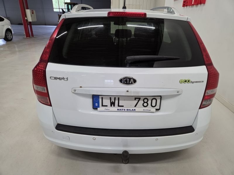 Kia Ceed 1,6 Crdi ECO SW dålig koppling 2012, bild 7/10