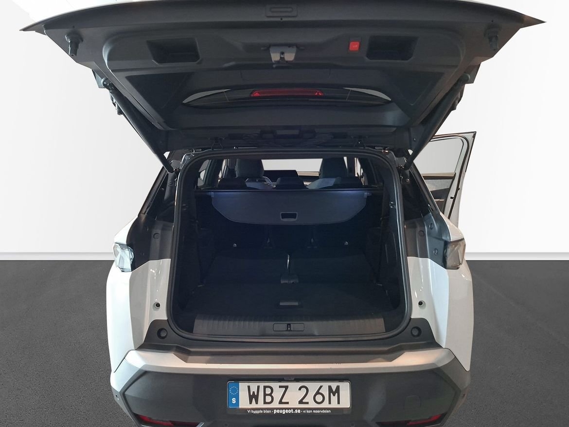 Peugeot 5008 GT Hybrid 145 A 5-d SUV 2025, photo 6/11