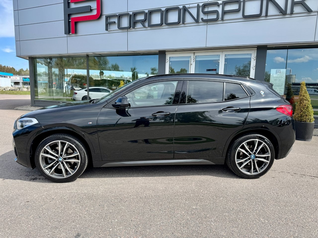 BMW X2 2018, bild 2/17