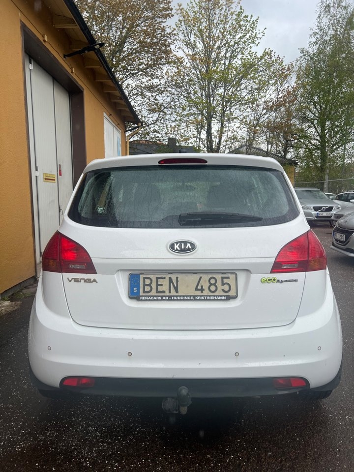 Kia Venga 2011, bild 4/7