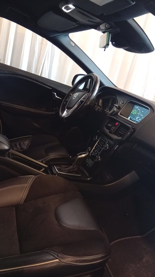 Volvo V40 D3 Geartronic Momentum Euro 5 2015, bild 6/7