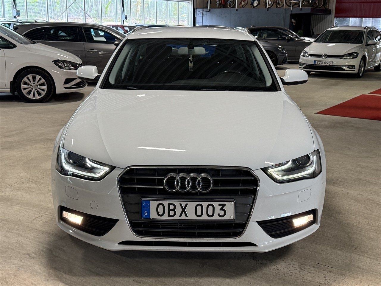 Audi A4 2.0 TDI DPF Comfort 150hk 2014, bild 2/8