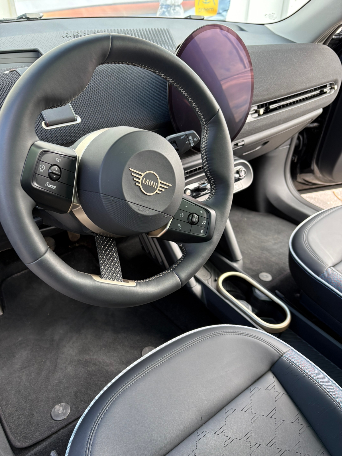 MINI Aceman SE 2025, photo 7/10