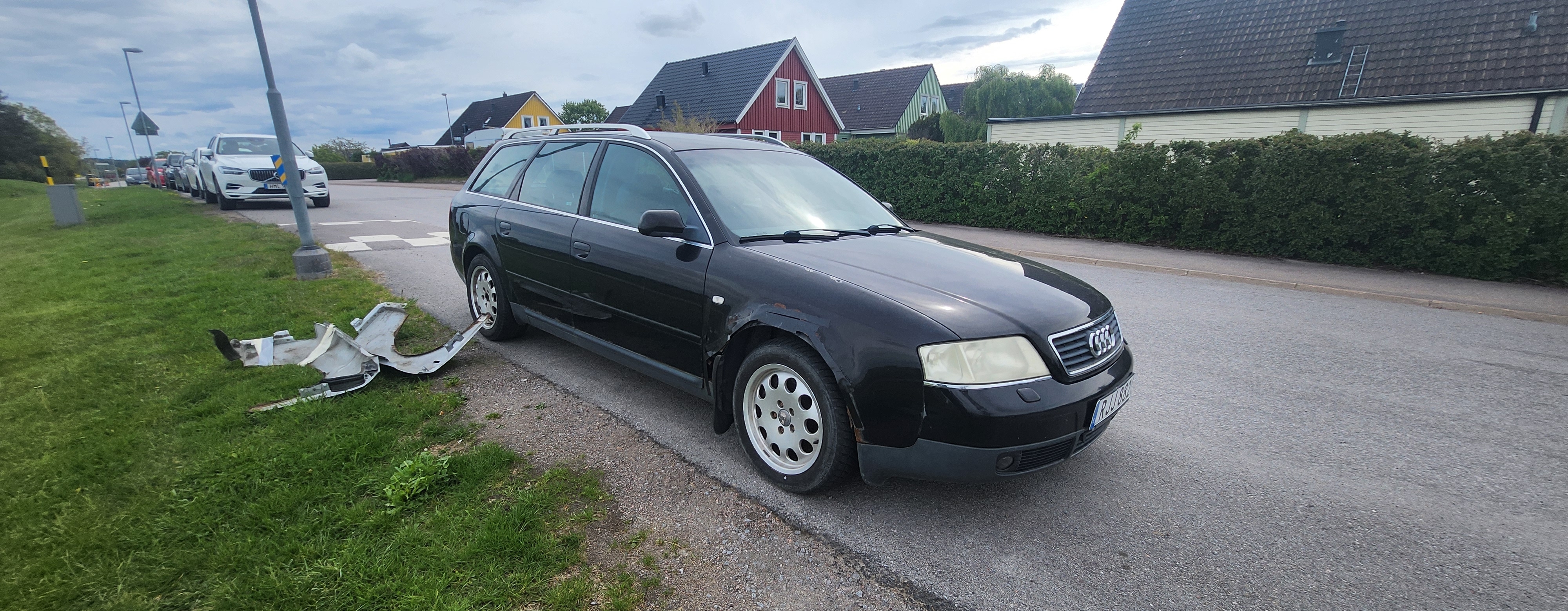 Audi A6 Avant 2.4 V6 Ny besiktad 2001, bild 3/6