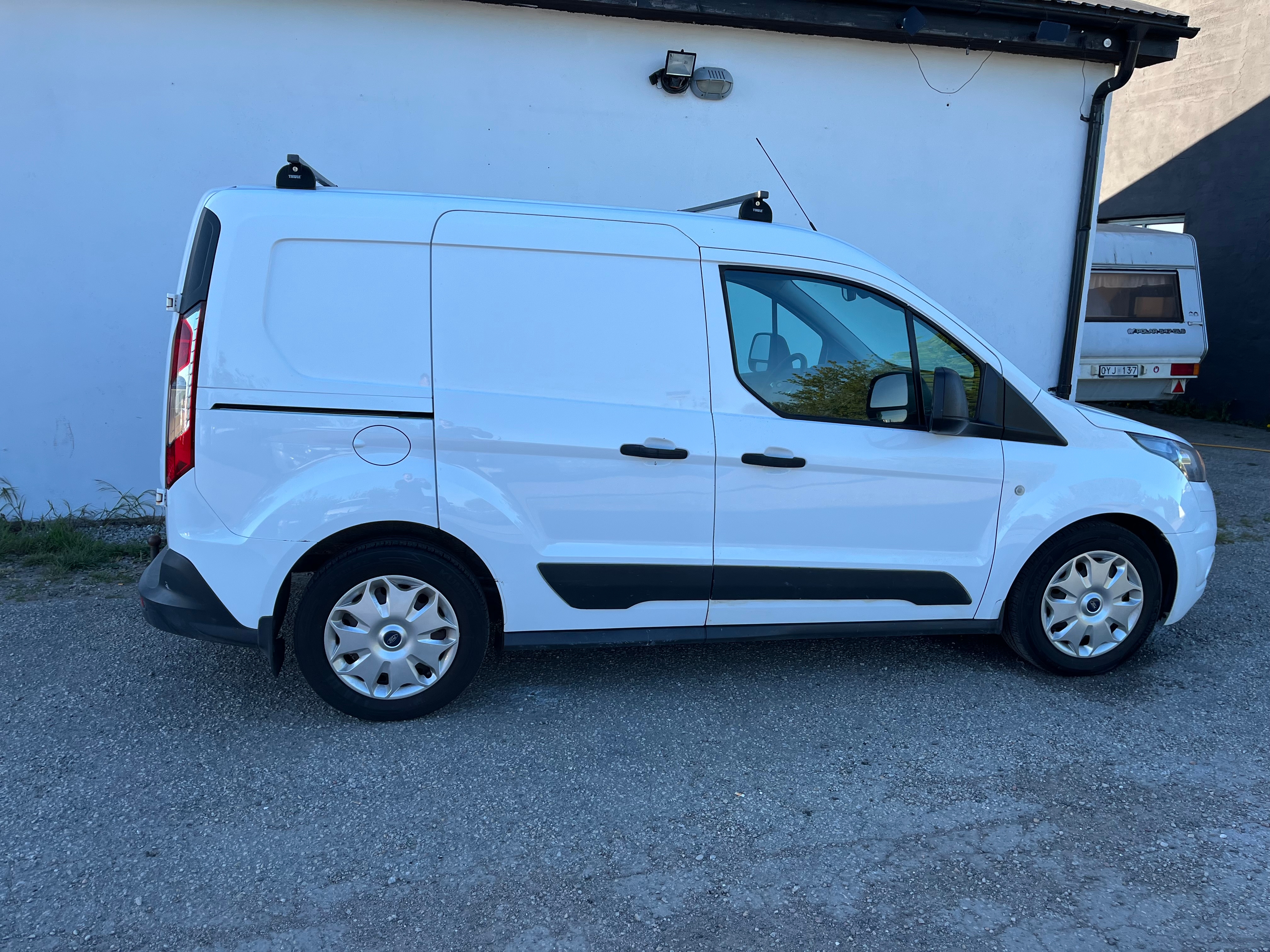 Ford Transit Connect 2015, bild 4/10