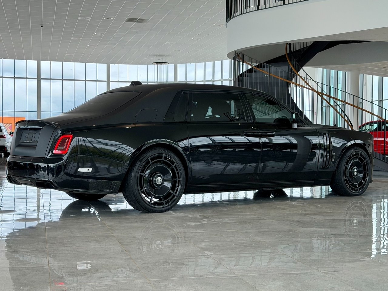 Rolls-Royce Phantom 2019, bild 5/10