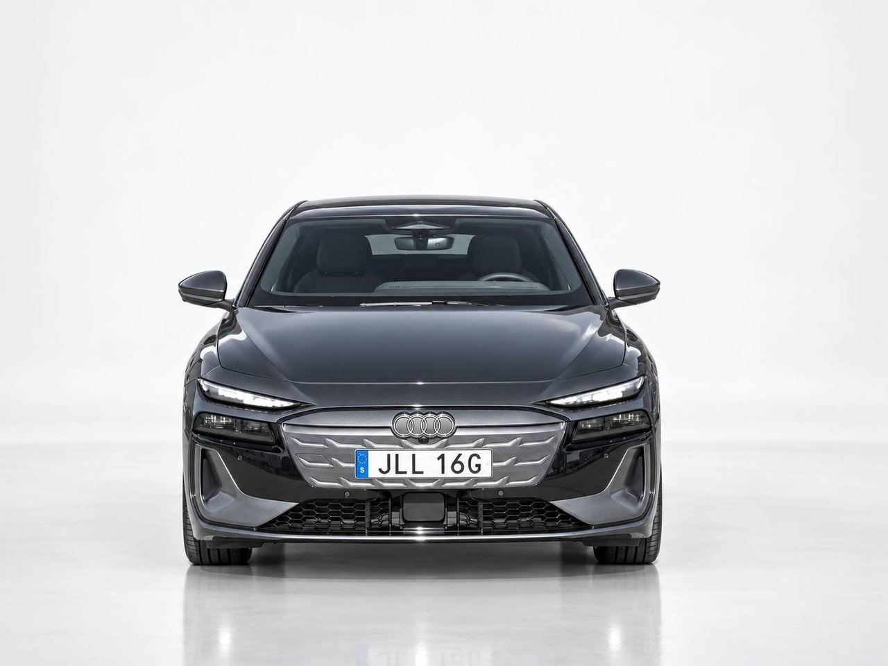 Audi A6 Sportback e-tron S Line 360 2025, bild 3/23