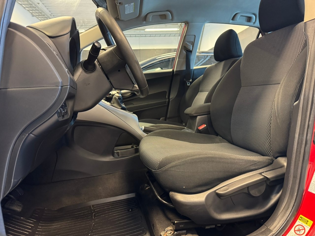 Toyota Auris 2011, photo 5/10