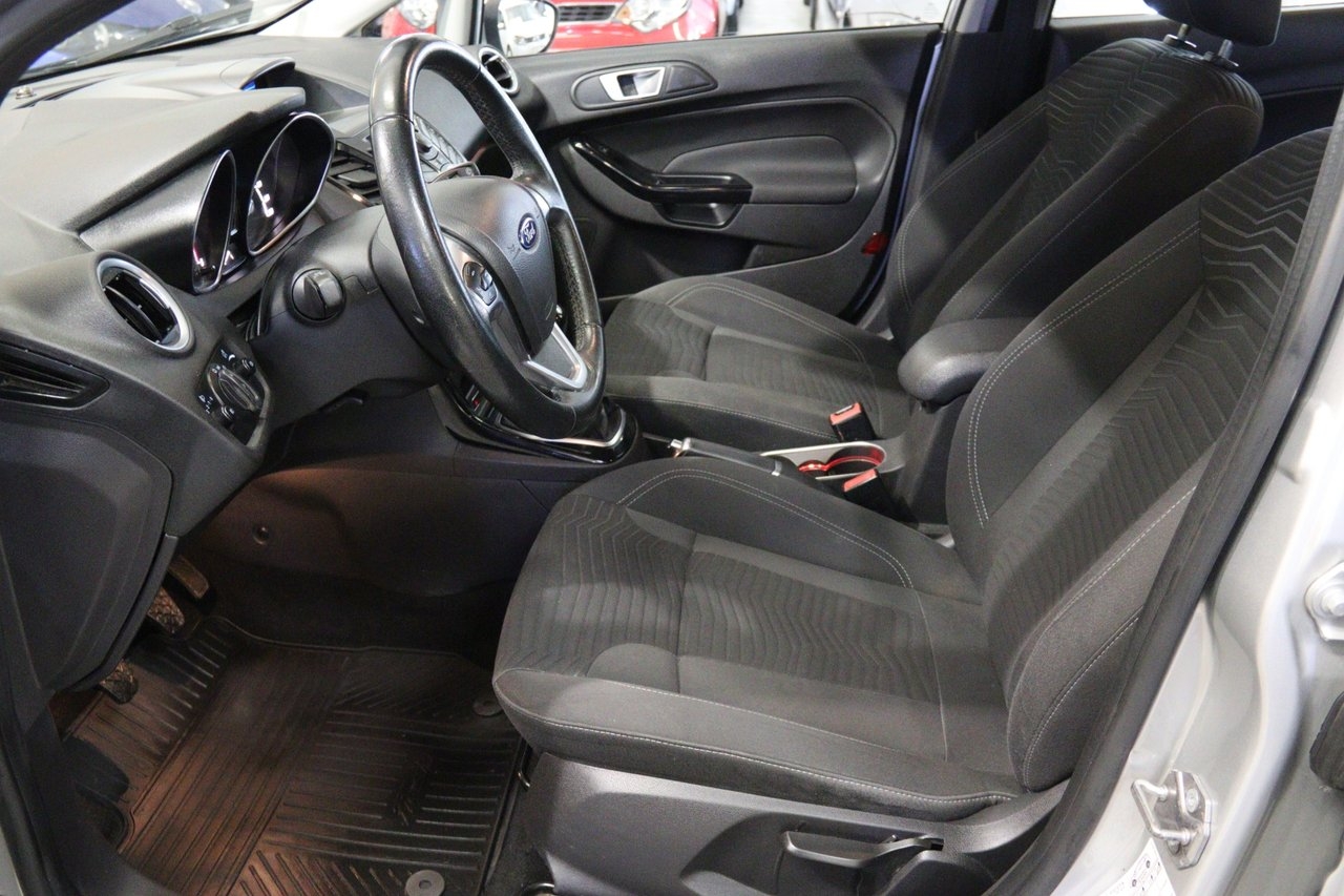 Ford Fiesta 2014, bild 6/10