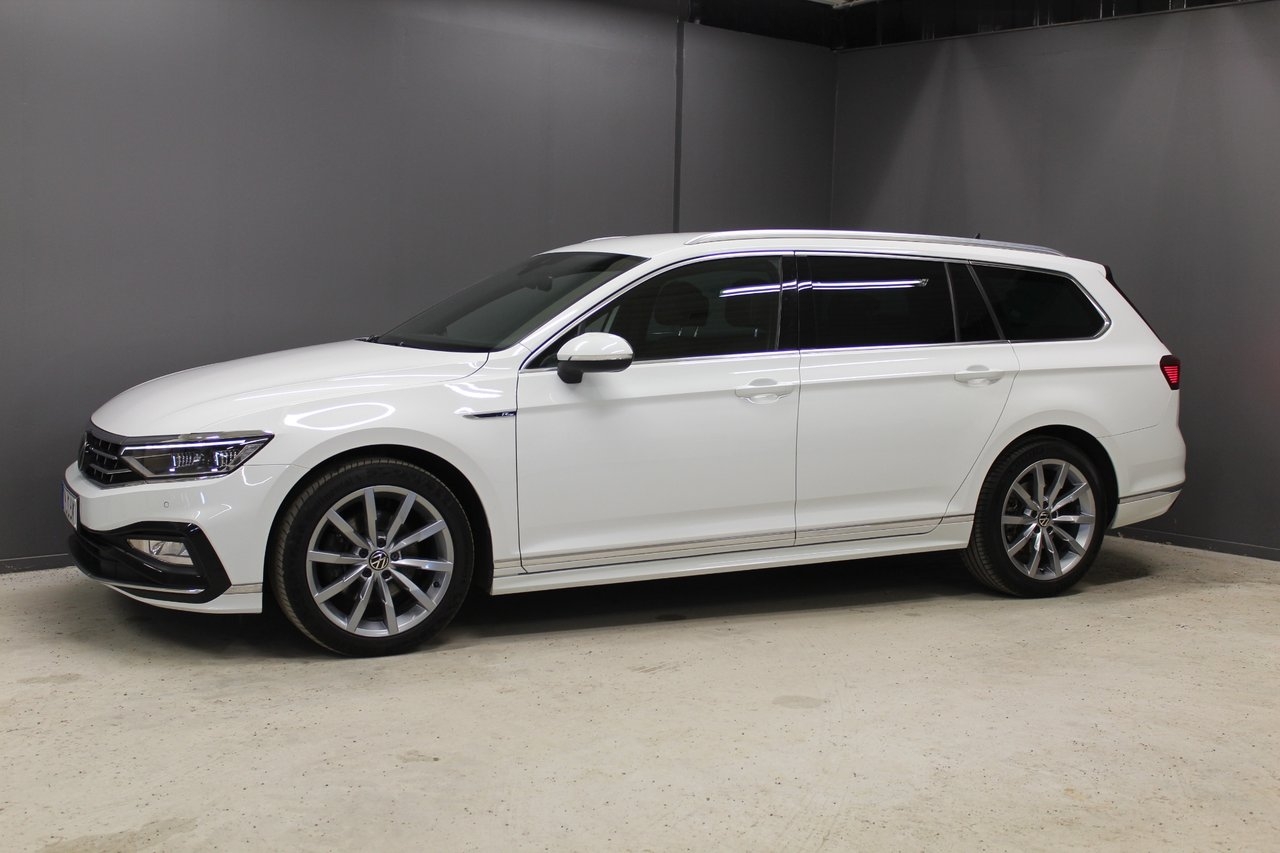 Volkswagen Passat 2021, bild 2/10