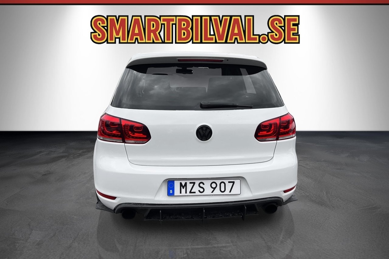Volkswagen Golf 2011, kuva 5/36