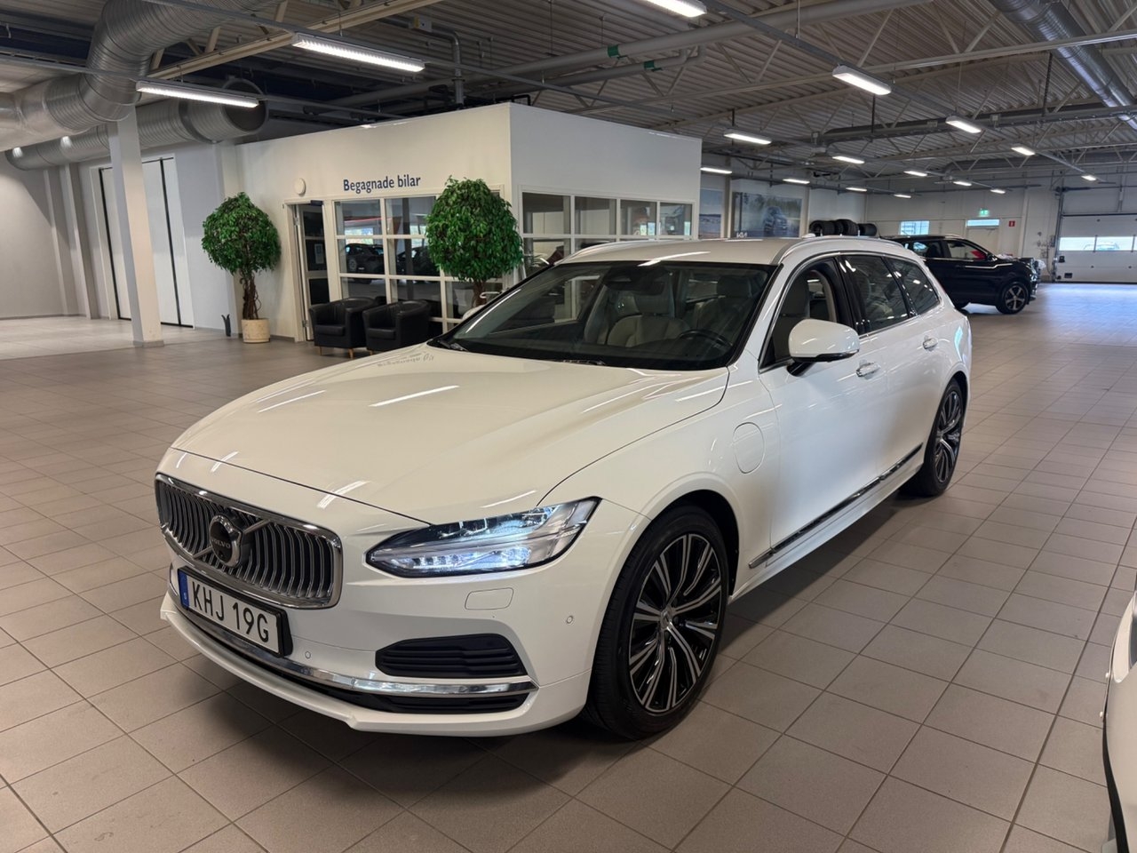 Volvo V90