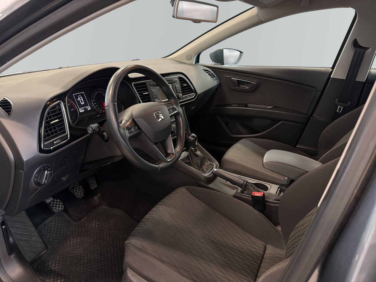 Seat Leon 1.2 TSI Style 2014, photo 7/14
