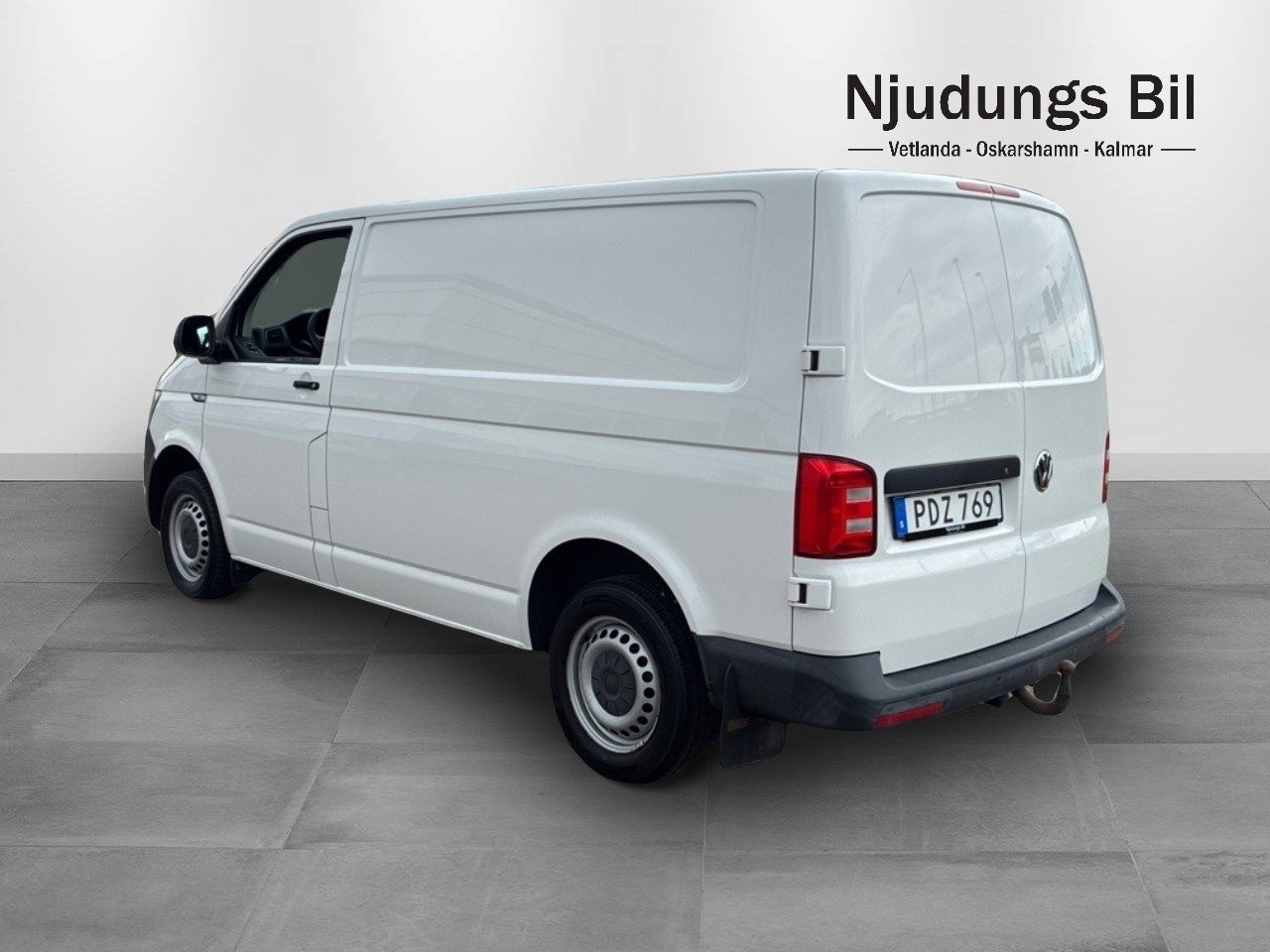 Volkswagen Transporter 2017, bild 2/10