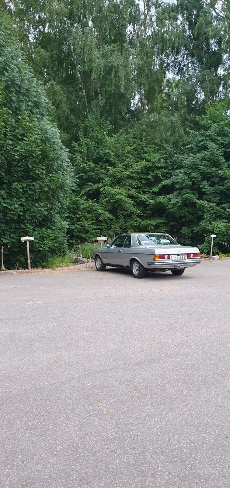 Mercedes-Benz 280 CE Automatisk 1980, bild 2/2