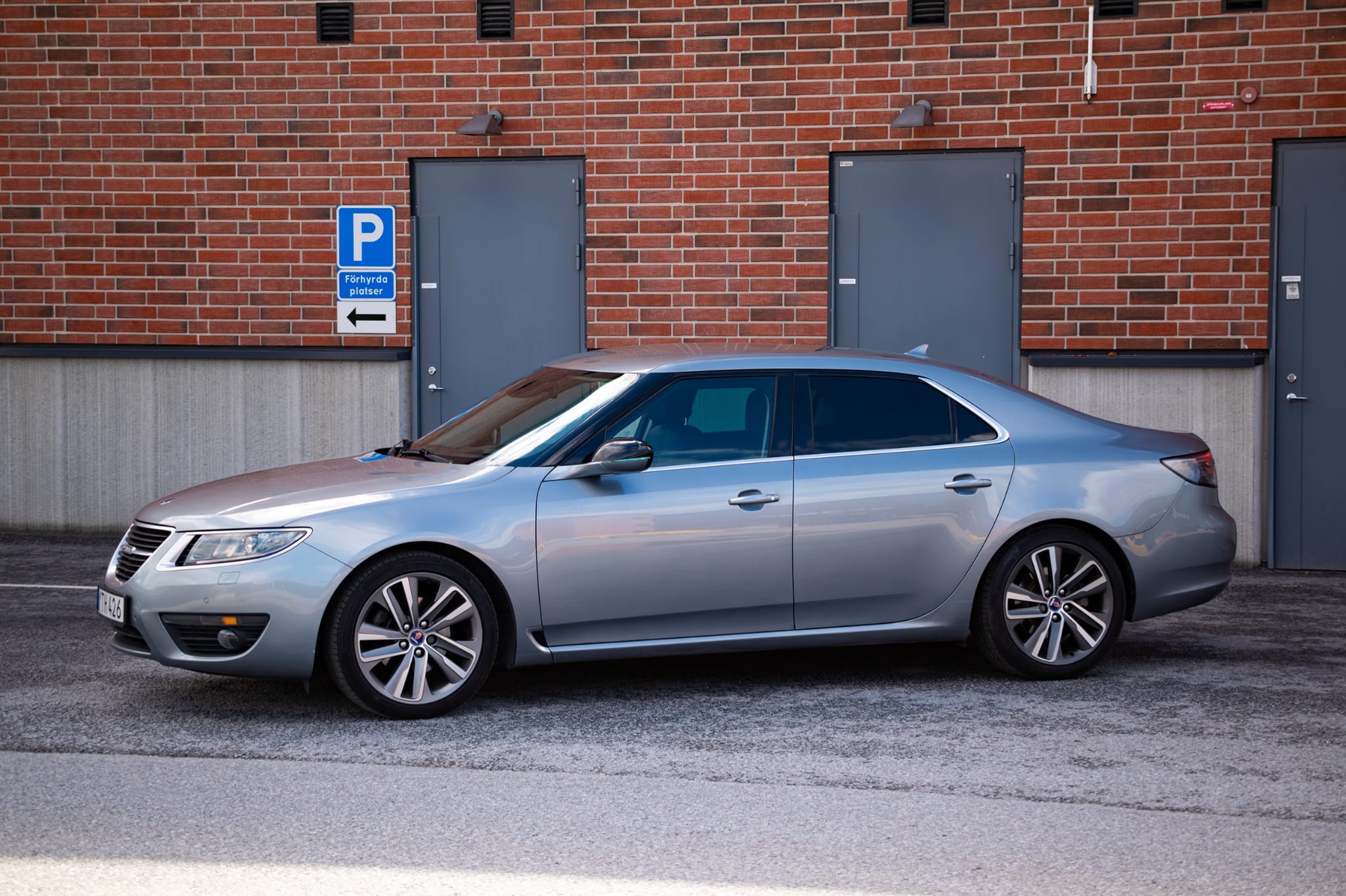 Saab 9-5 SportSedan 2.0 T XWD Manuell 2010, bild 2/10