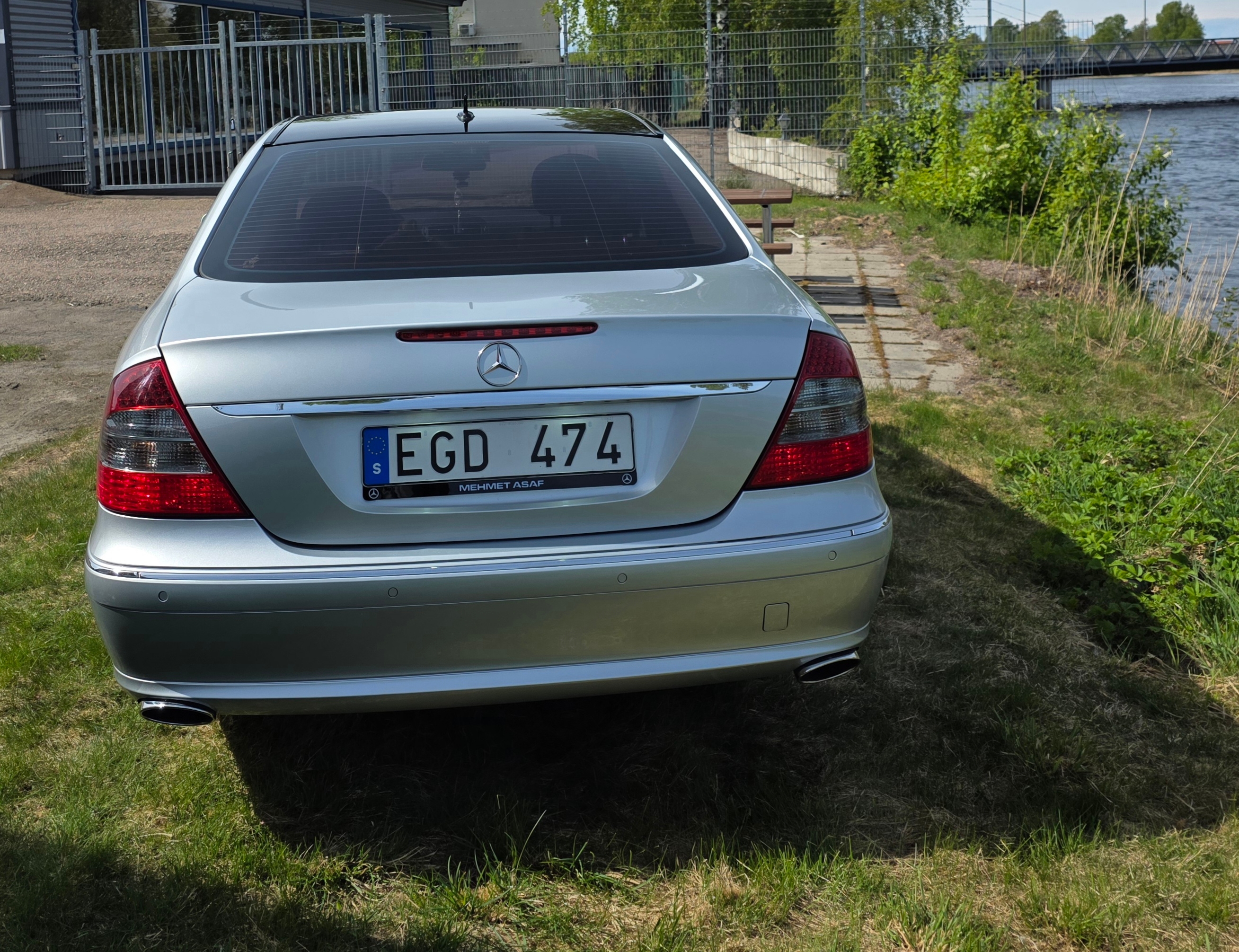 Mercedes-Benz E 320 CDI 7G-Tronic 2007, bild 4/10