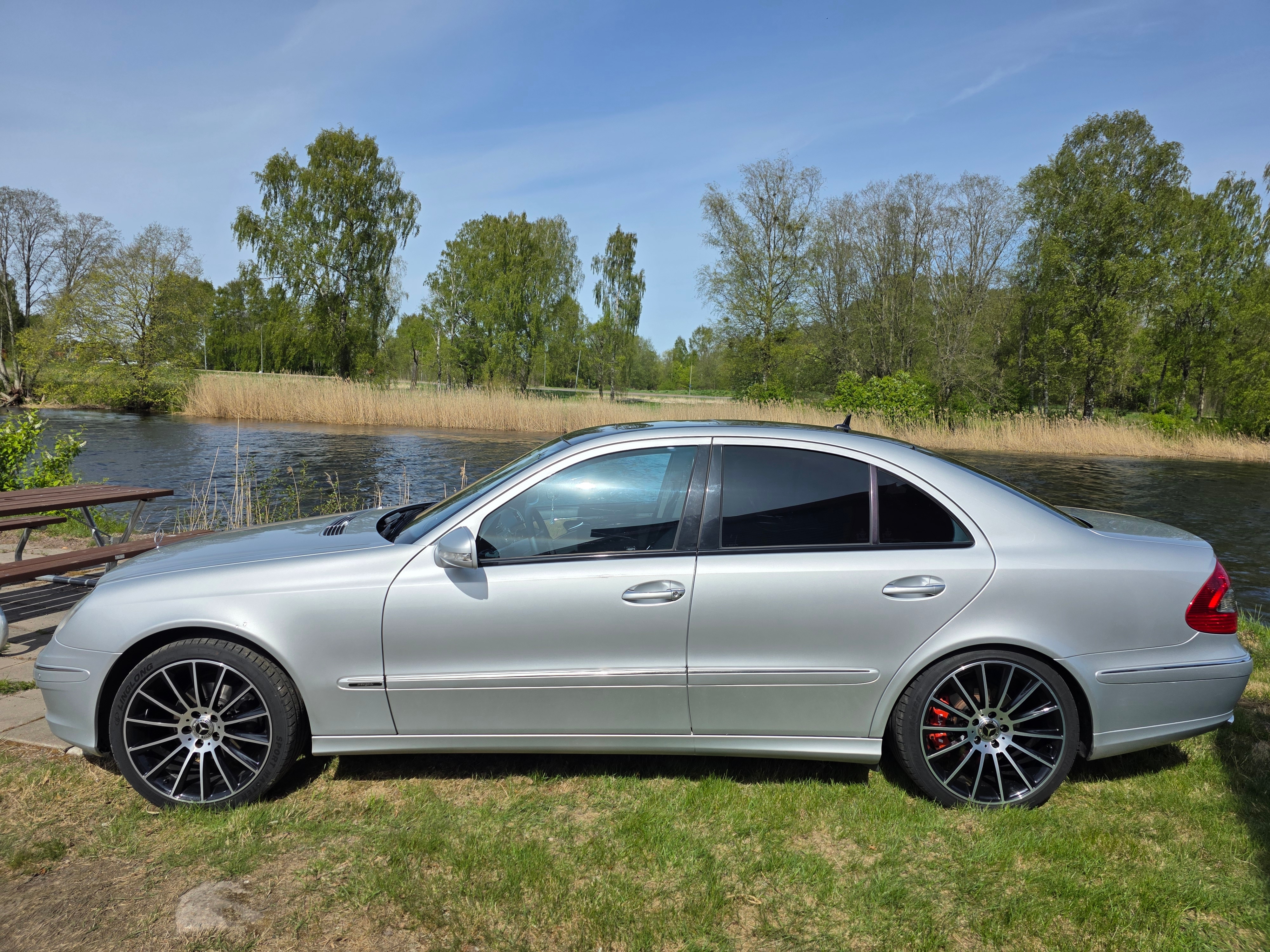 Mercedes-Benz E 320 CDI 7G-Tronic 2007, bild 2/10