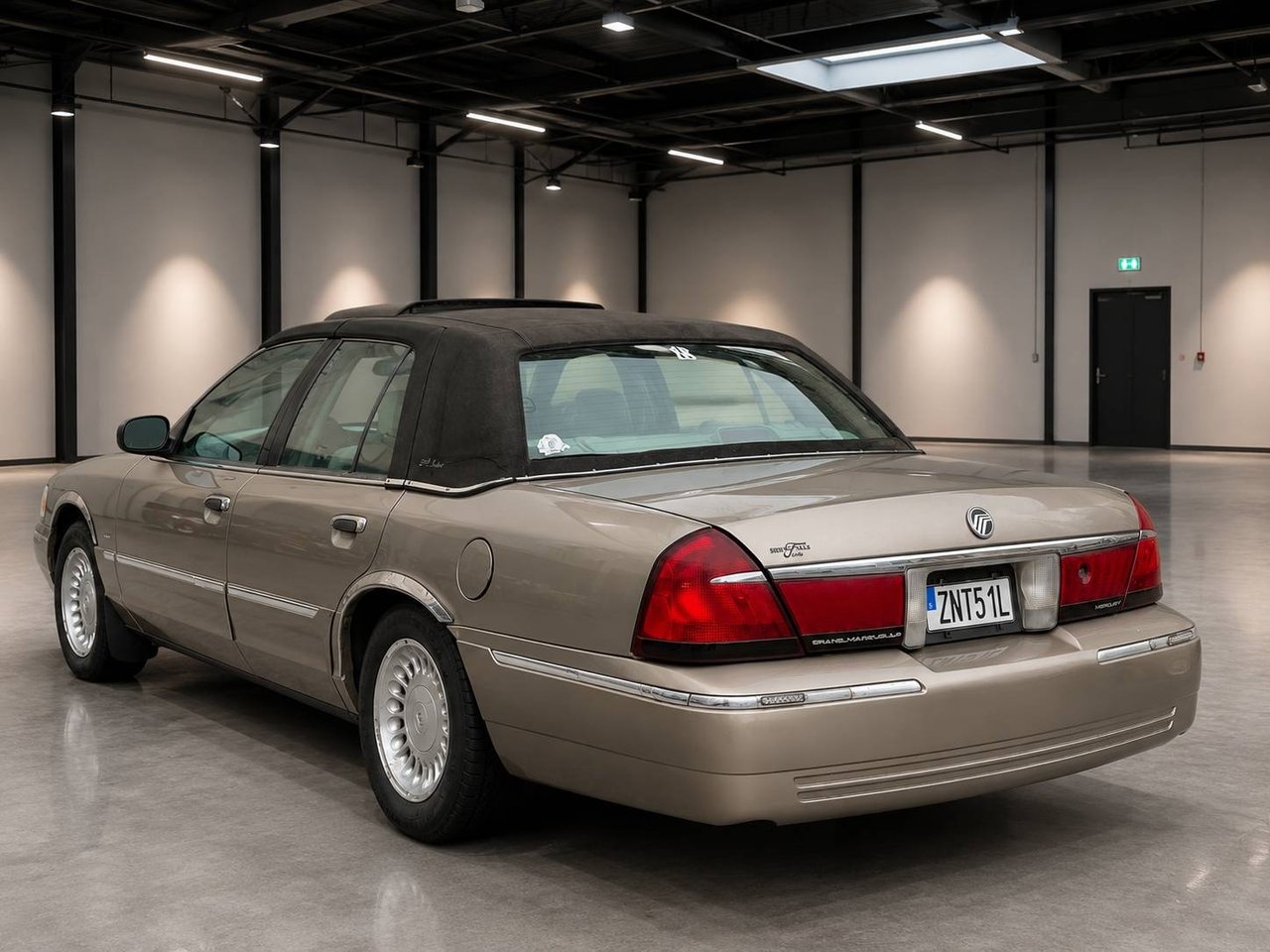 Mercury Grand Marquis 2001, bild 6/10