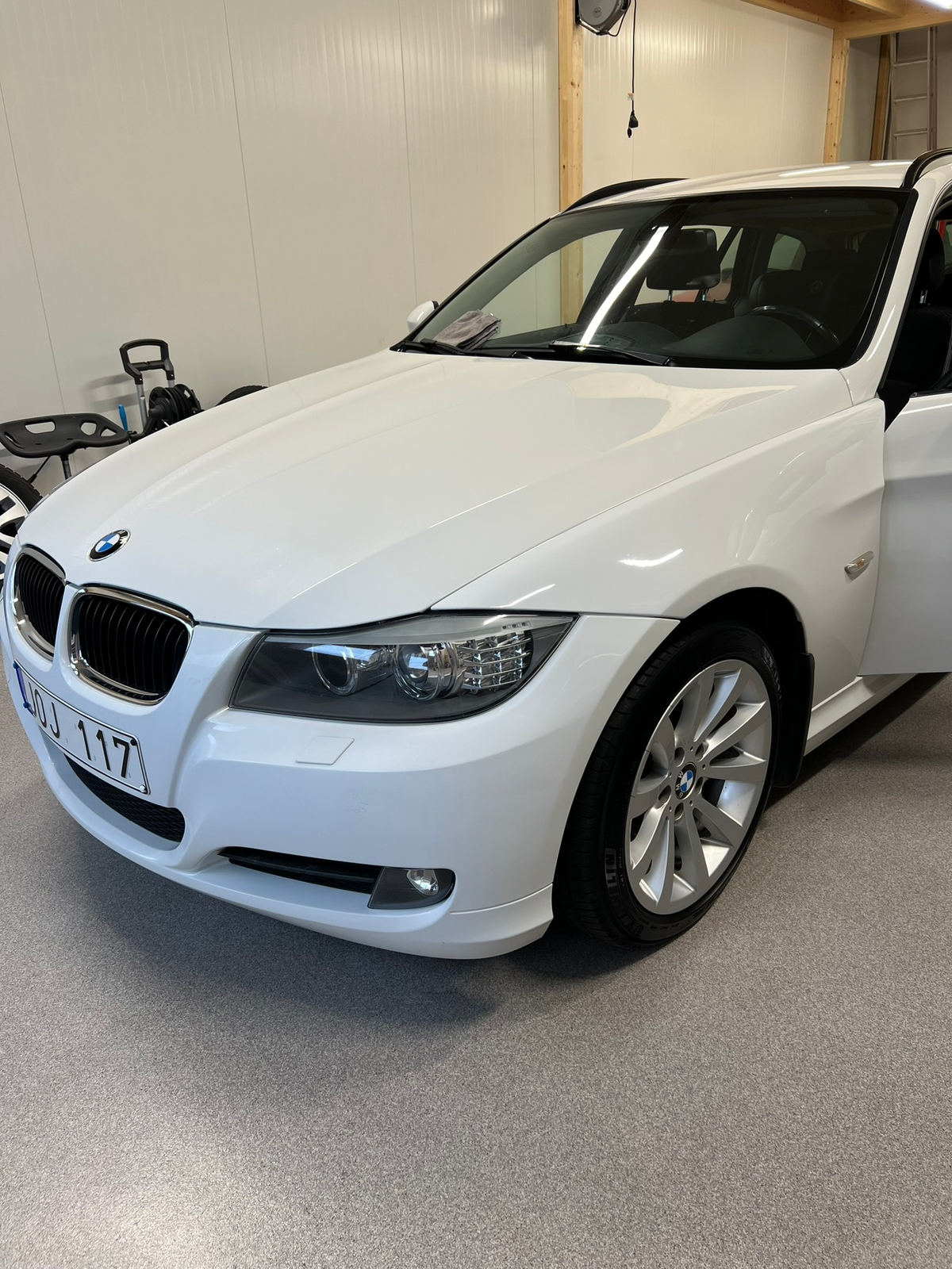 BMW 320 d Touring Automatisk 2012, bild 3/9