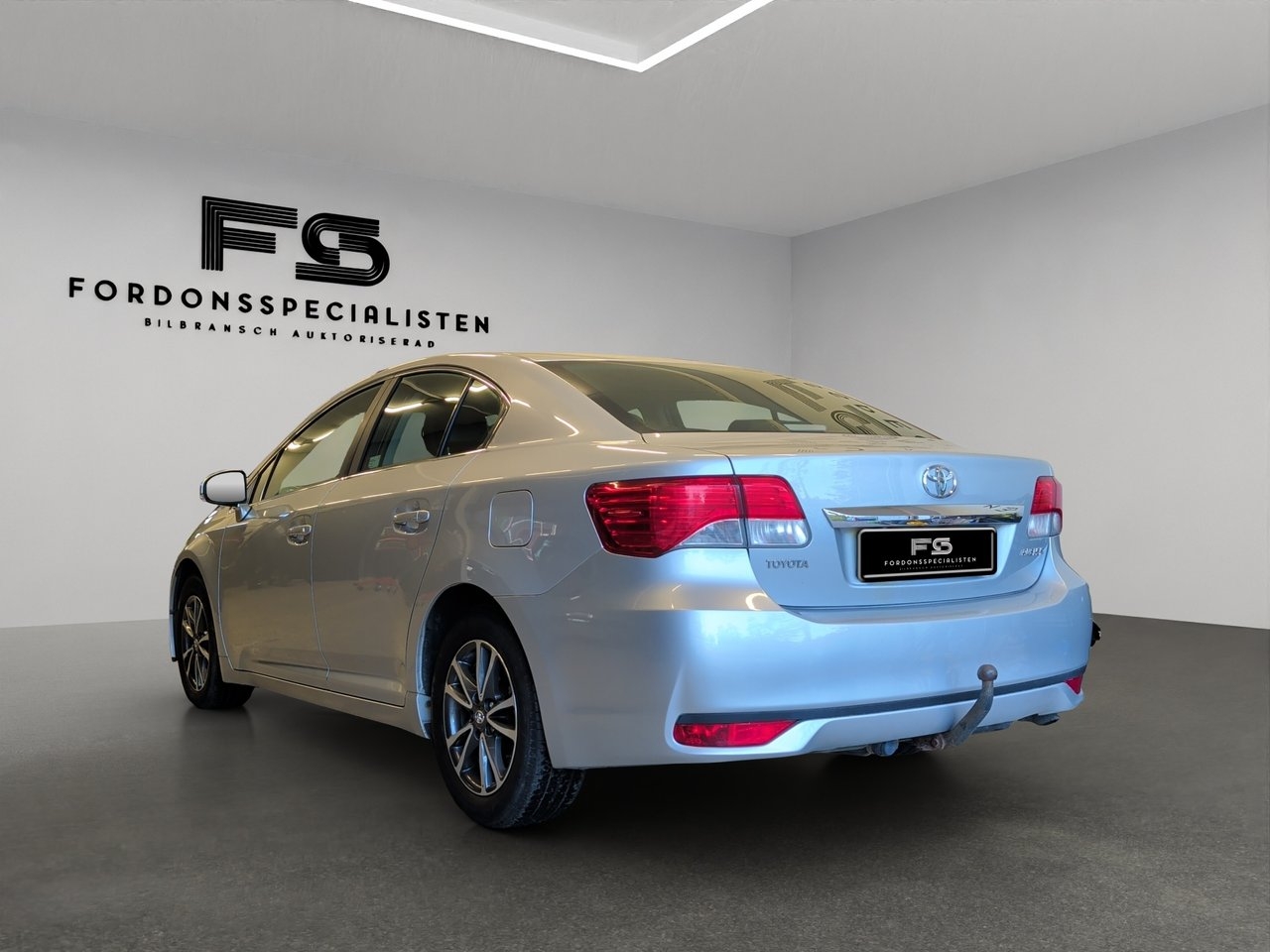 Toyota Avensis 2014, bild 5/30