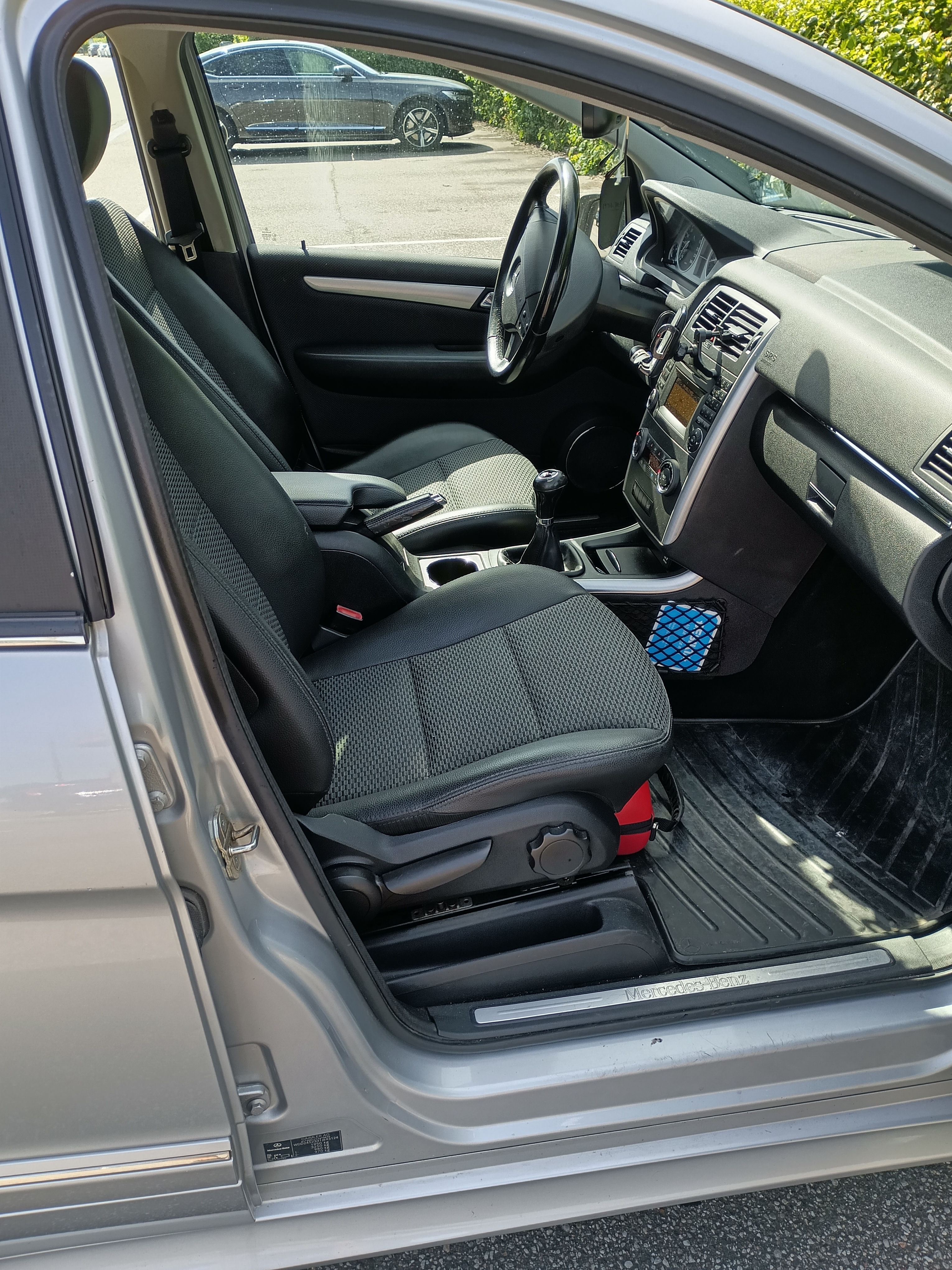 Mercedes-Benz B 2011, bild 5/8