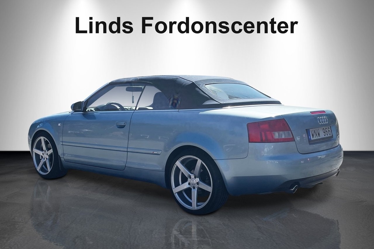 Audi A4 Cabriolet 1.8 T S Line Euro 4 2005, bild 2/7