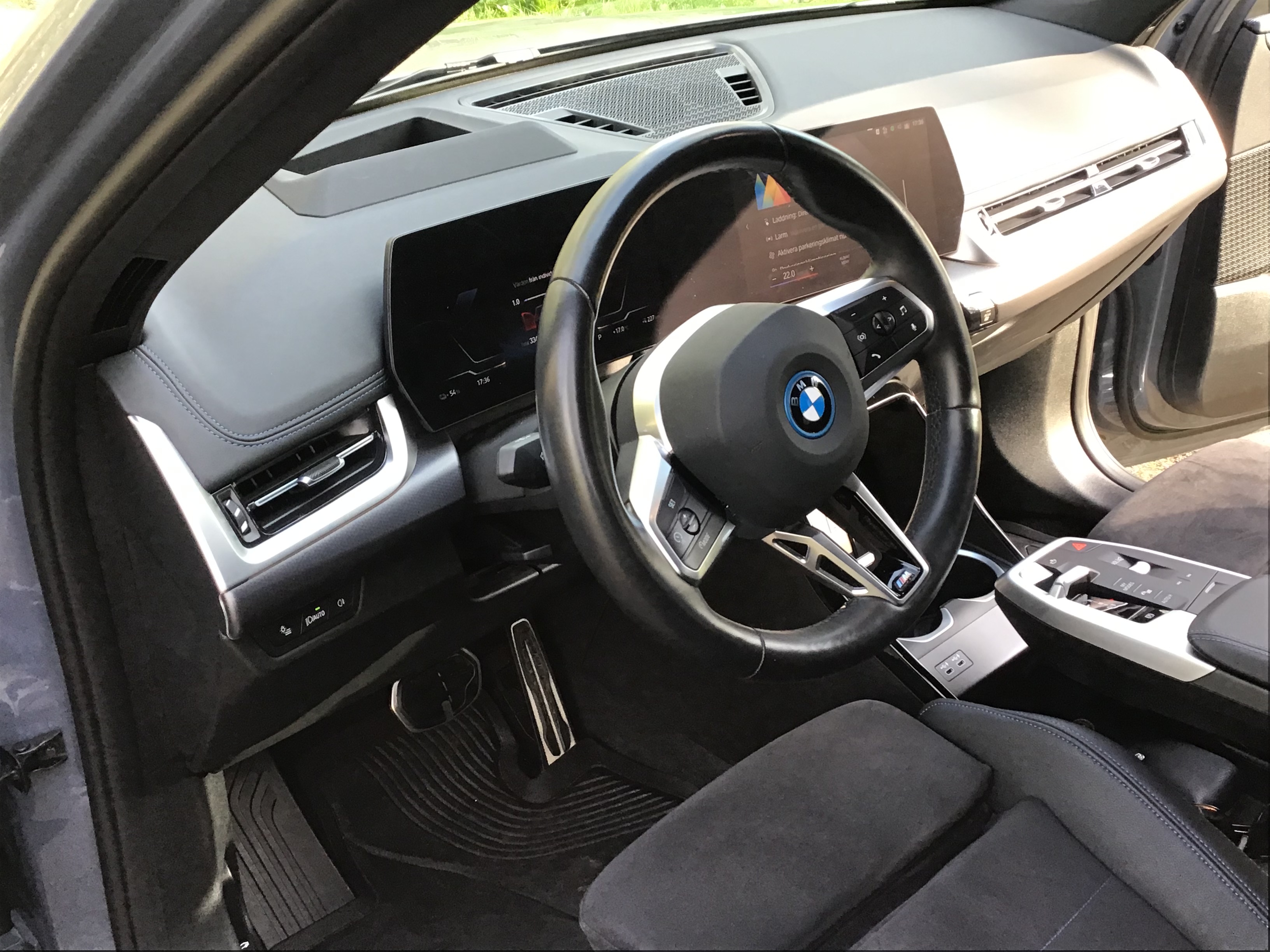 BMW iX1 M Sport 2023, kuva 5/6