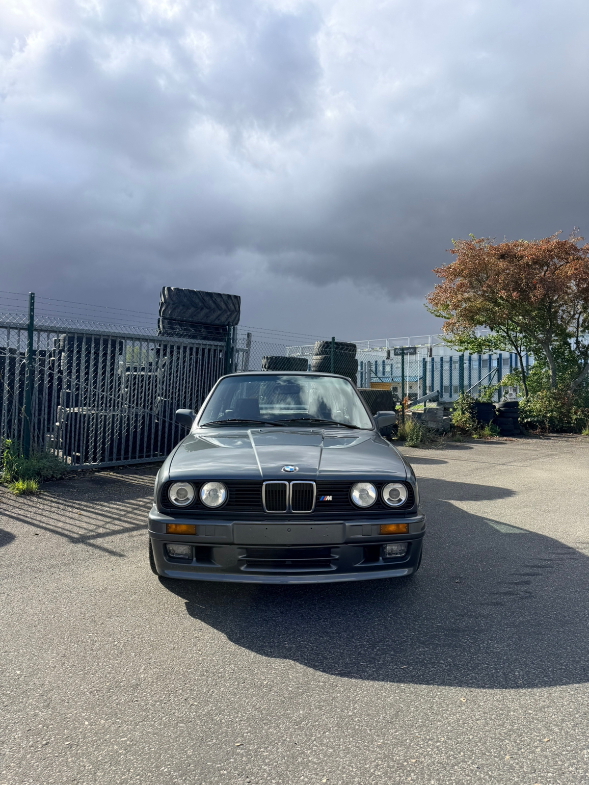 BMW 325 i 2-dörrars Sedan Manuell 1989, bild 2/10