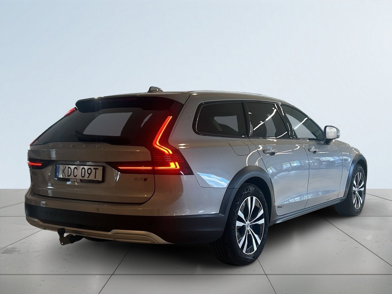 Volvo V90 Cross Country 2023, bild 6/18