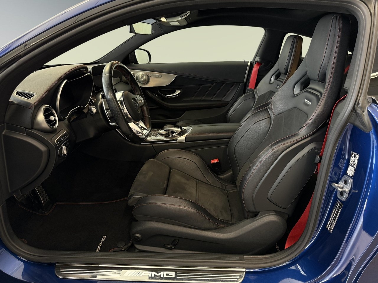 Mercedes-Benz C 2019, bild 7/9