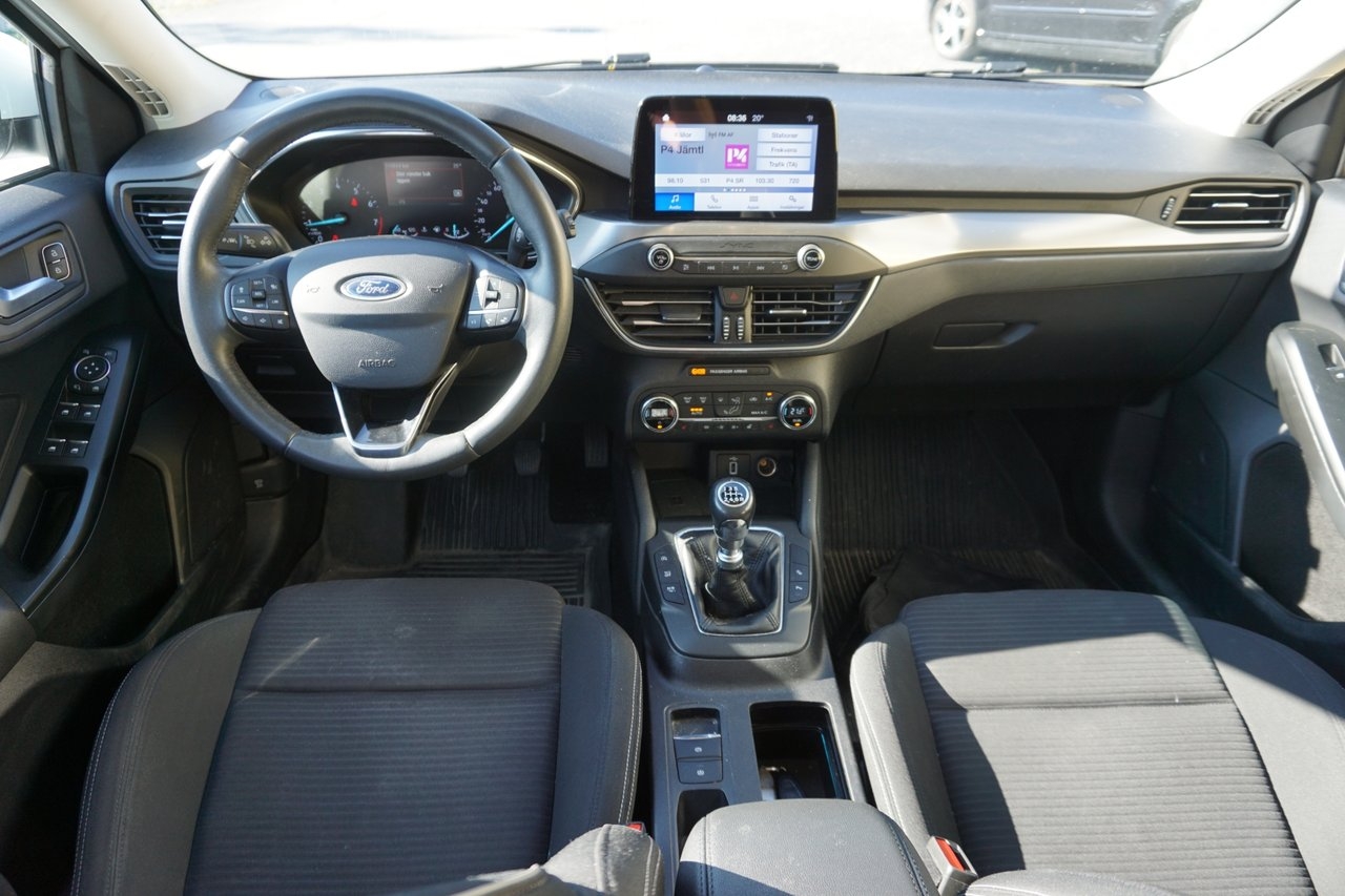 Ford Focus 1.0 EcoBoost Titanium Euro 6 2019, bild 5/10