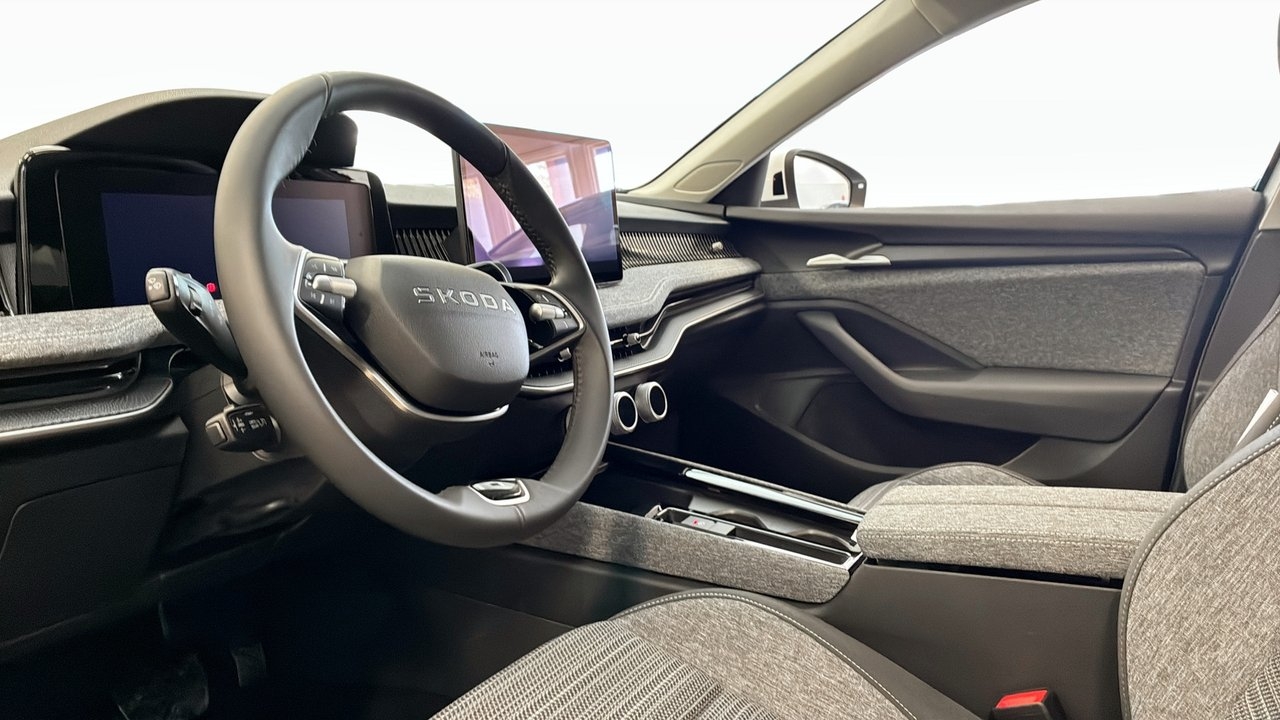 Skoda Superb Kombi 1.5 TSI mHEV Euro 6 2026, kuva 7/10