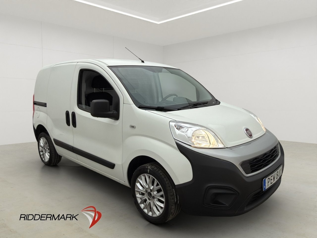 Fiat Fiorino 1.3 80hk AC 0.44 l/mil 2017, bild 3/25