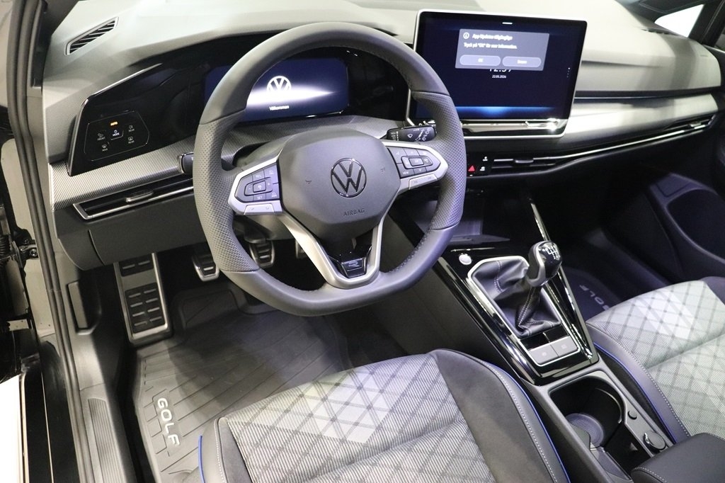 Volkswagen Golf 2026, bild 6/10