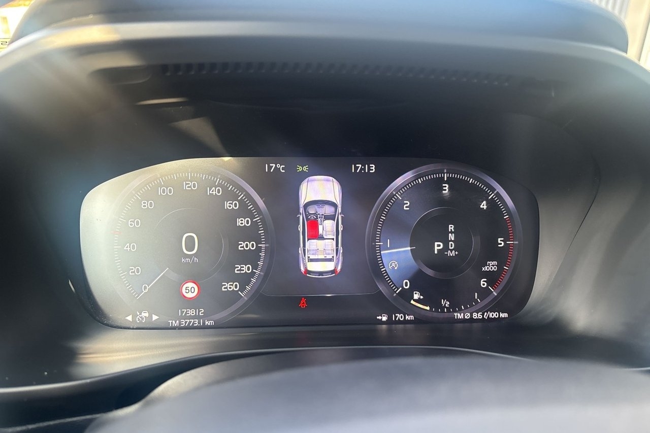 Volvo XC40 2018, bild 7/7
