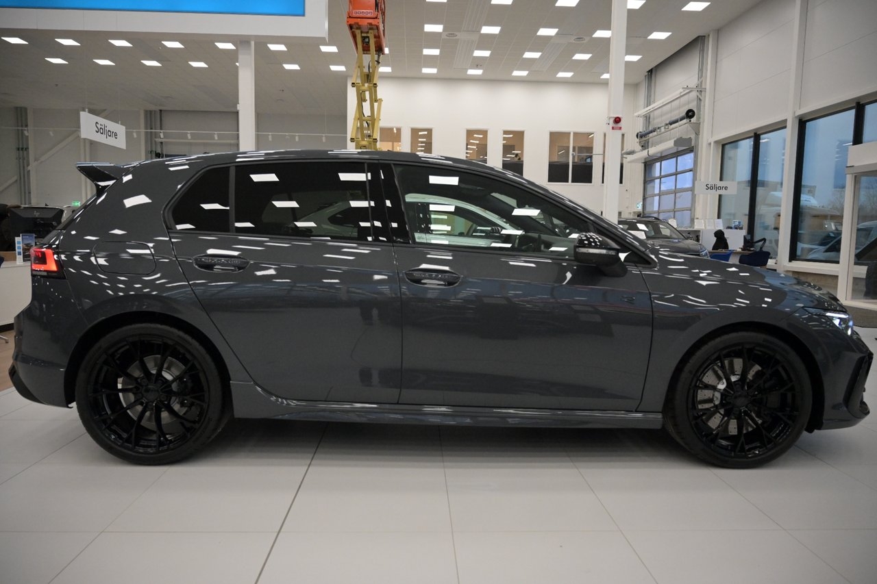 Volkswagen Golf R 333 hk 2026, bild 7/10