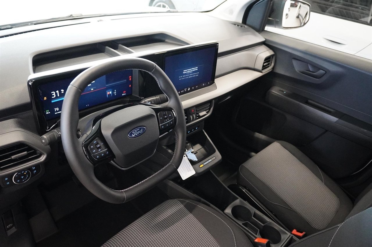 Ford Transit Courier 2026, bild 2/14