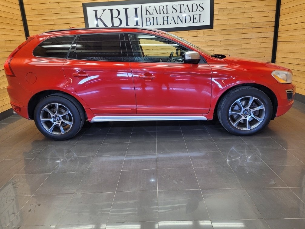 Volvo XC60 D4 Geartronic R-Design 2013, kuva 7/10