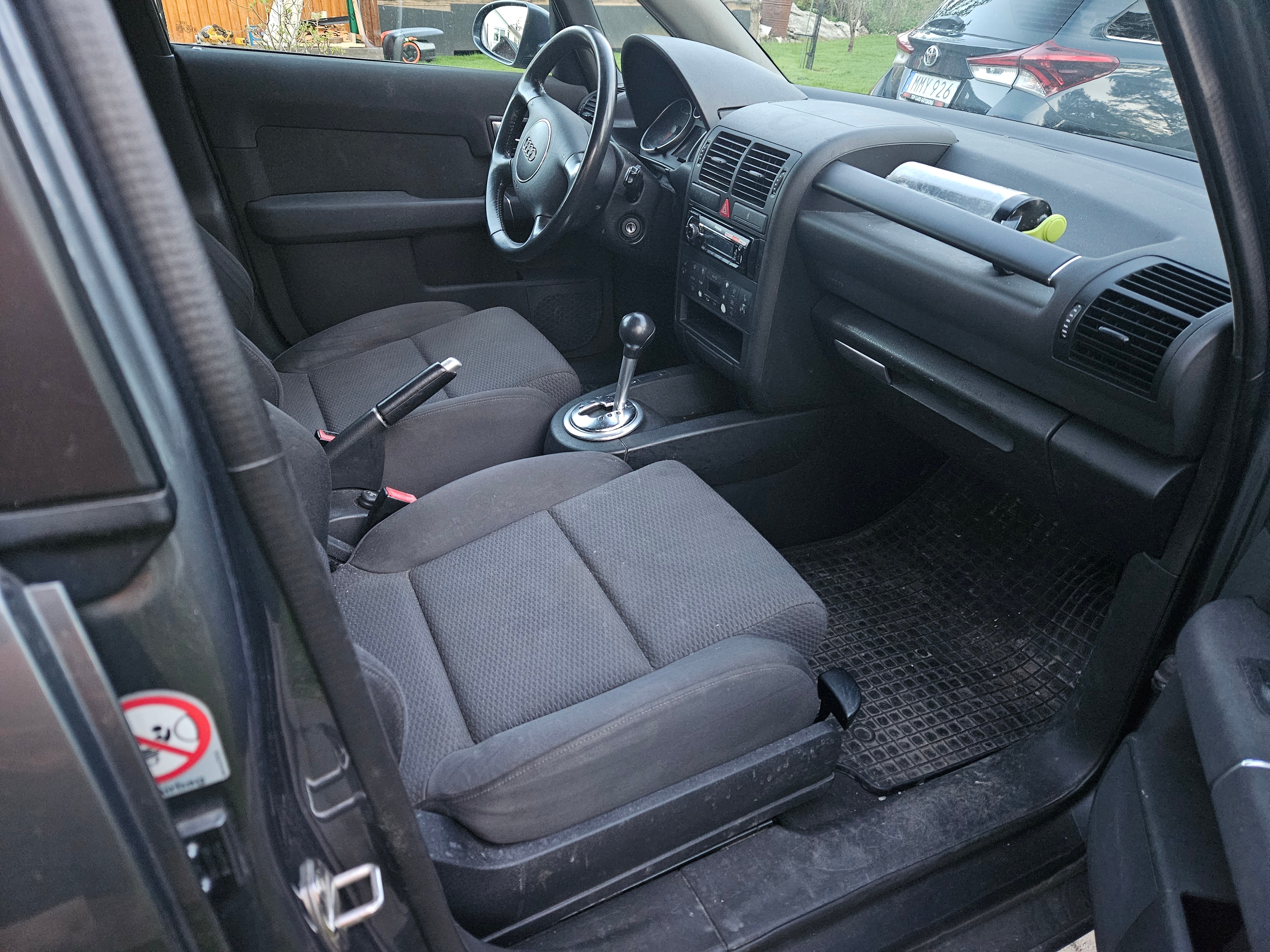 Audi A2 1.2 TDI Semi-Automatisk 2003, bild 6/7